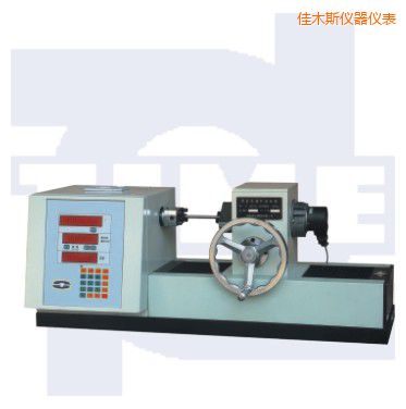 佳木斯數(shù)顯式扭轉試驗機該試驗機